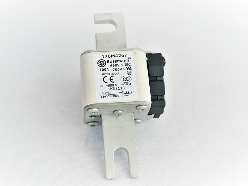 170M4267 690V/700V(40-2000A) K型微動開關